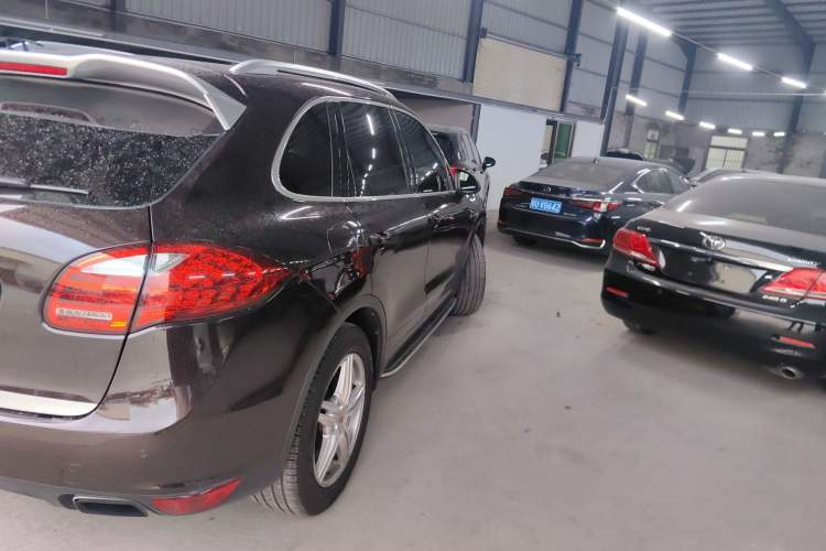 Used Porsche Cayenne 2014 Cayenne Platinum Edition 3.0T