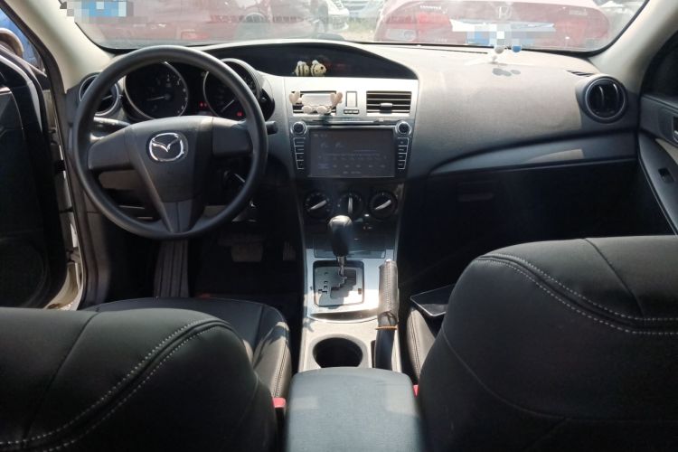 Used Mazda 3 2015 Sedan 1.6L Automatic Comfort Model Center Console