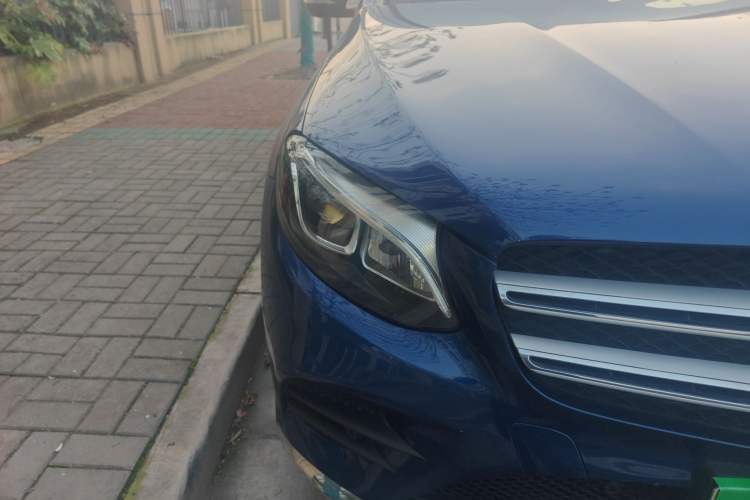 Used Mercedes-Benz GLC 2017 GLC 260 4MATIC Luxury Model Right Front Headlight