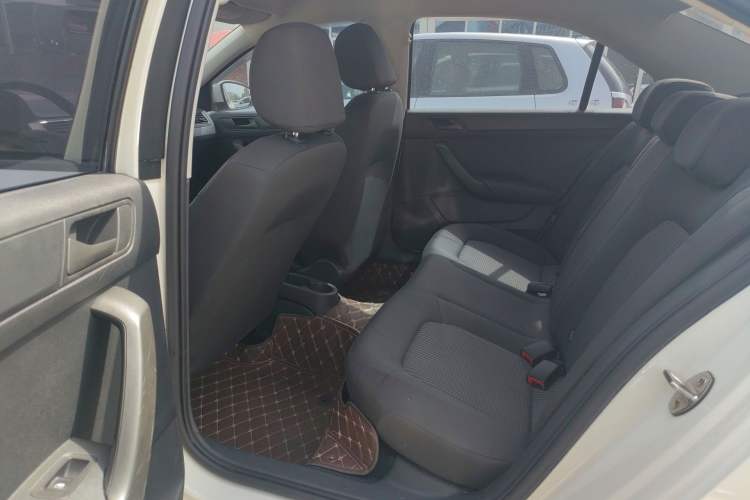 Used Volkswagen Santana 2018 1.5L Manual Fashion Edition Left Rear Seat