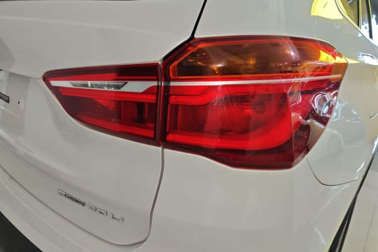 Used BMW X1 2018 sDrive20Li Leading Model