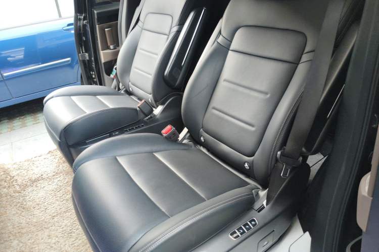 Used GAC Trumpchi E8 New Energy 2024 150km MAX Left Rear Seat