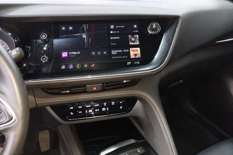 Used Buick Envision 2023 Encore Plus 652T Five-Seat Luxury Model Audio And AC Panel