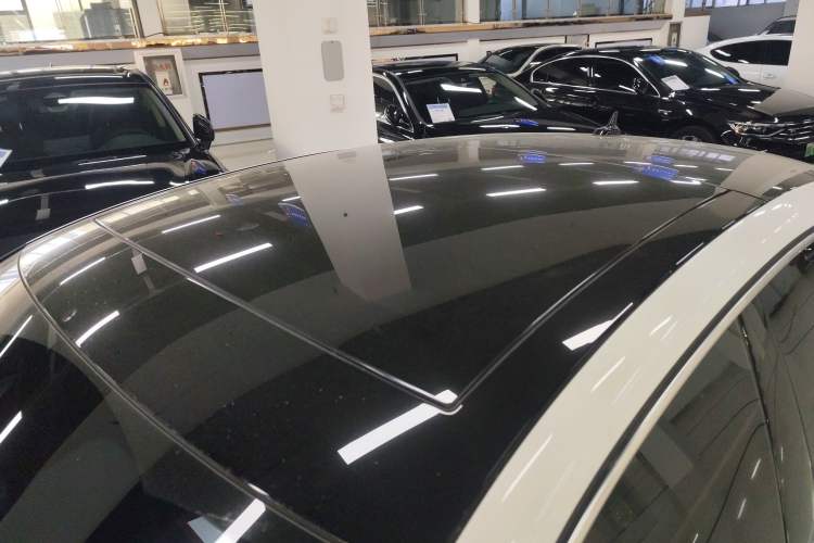 Used Volkswagen FAW-Volkswagen CC 2025 380TSI Striking All-Inclusive Edition Roof