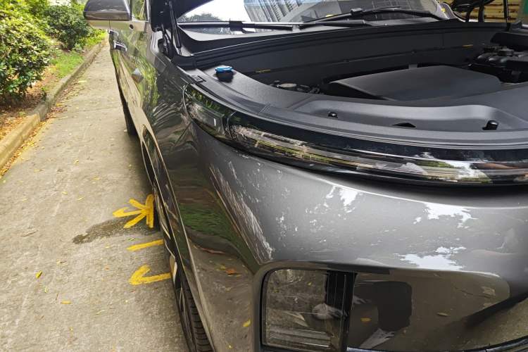 Used Li Auto L9 2022 Max model Right Front Headlight