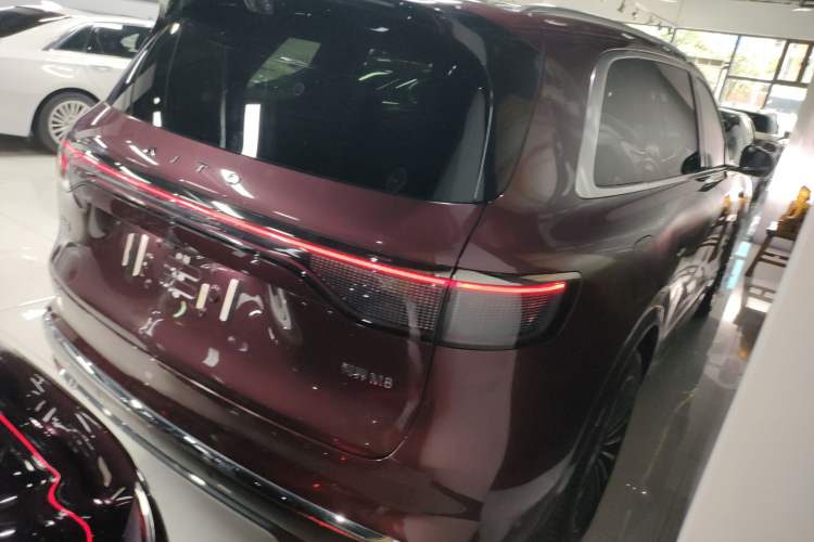 Used Hima AITO M8 2025 Extended-Range Ultra Version 53.4 kWh 5-Seater Edition
