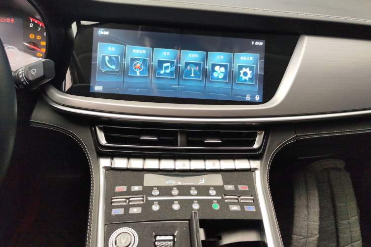 Used CHANGAN CS85 COUPE 2019 1.5T DCT Dynamic Version China VI Standard Audio And AC Panel