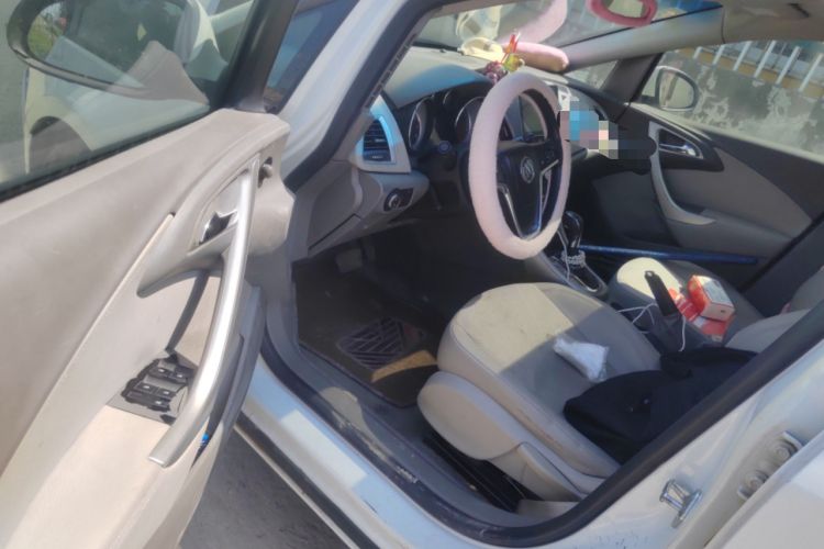 Used Buick GT 2010 XT 1.6L Automatic Fashion Edition