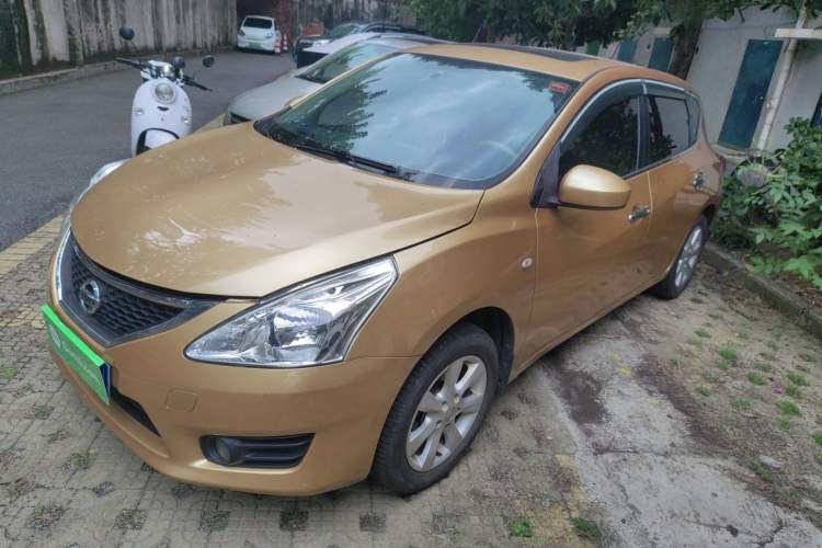 Used Nissan Tiida 2011 1.6L CVT Smart Version