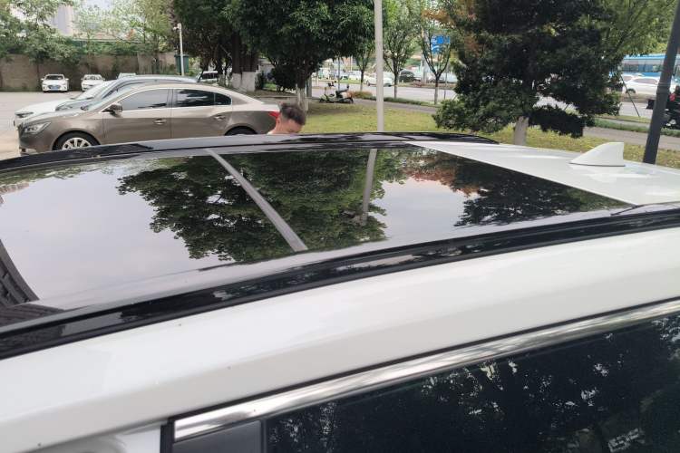 Used Toyota Wildlander 2023 Dual-Motor 2.5L E-CVT Two-Wheel Drive Luxury PLUS Edition Roof