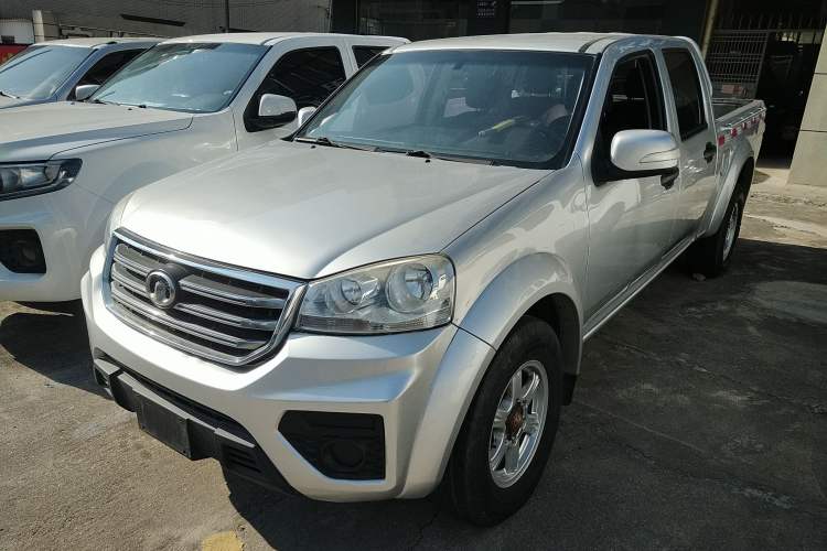 Used Great Wall Wingle 5 2017 2.0T European-spec Diesel Two-Wheel-Drive Entry-Level Big Double-Cab GW4D20D
