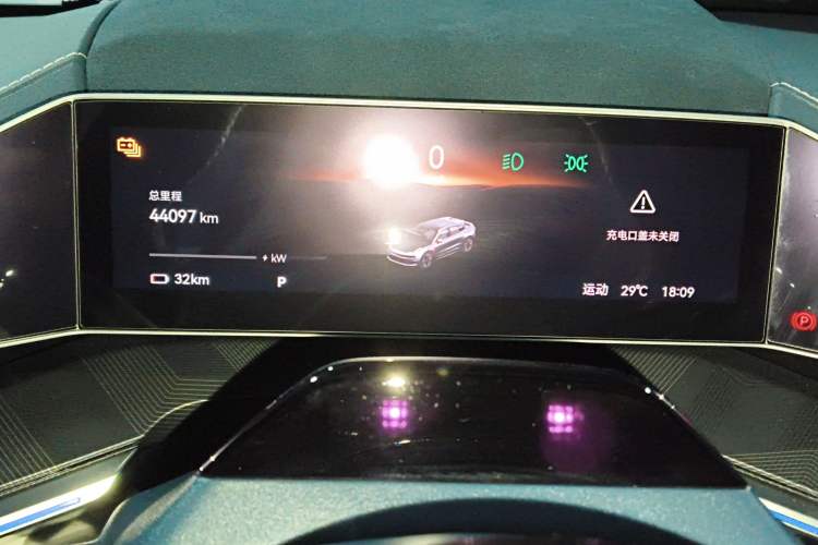 Used Zeekr 001 2023 WE Edition 86 kWh Instrument Cluster