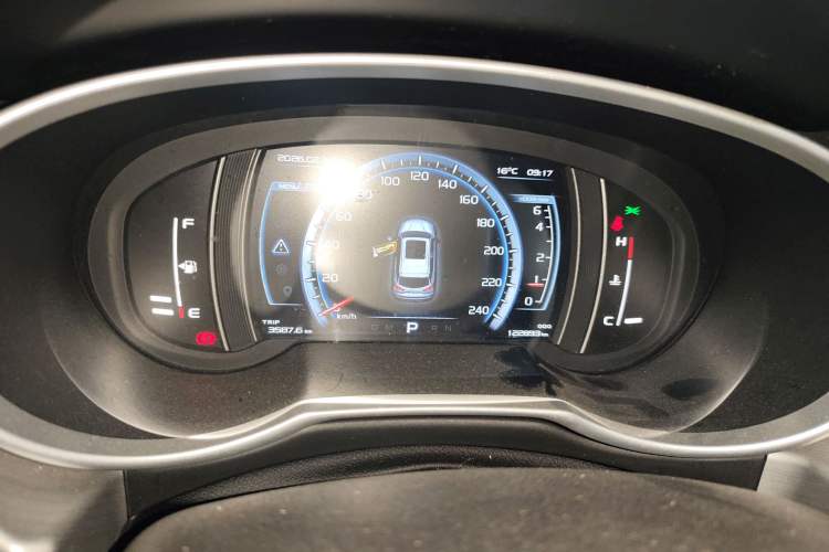 Used Geely Auto Emgrand X7 Sport 2016 1.8TD Automatic ZhiZun Version