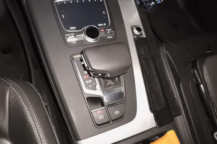 Used Audi Q5L 2020 Updated 40 TFSI Prestige Fashion Edition