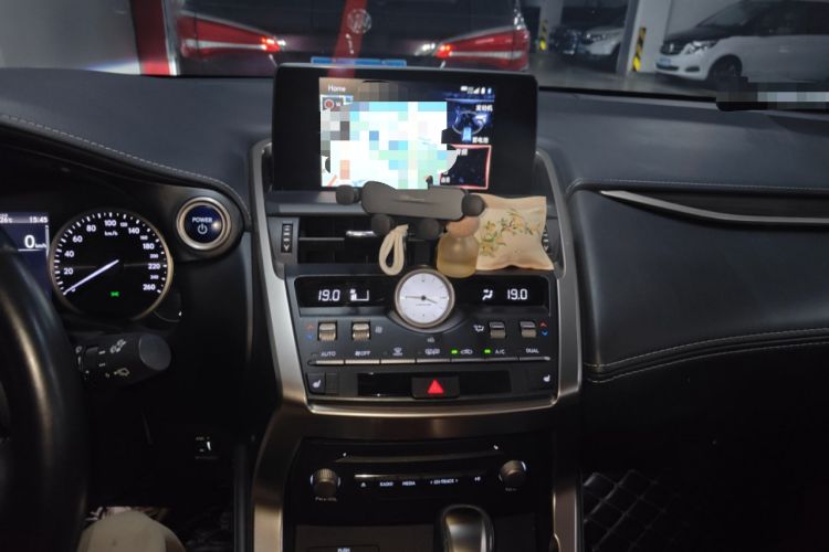 Used Lexus NX 2018 300h All-Wheel-Drive FENGZHI Edition China V Emission Standard
