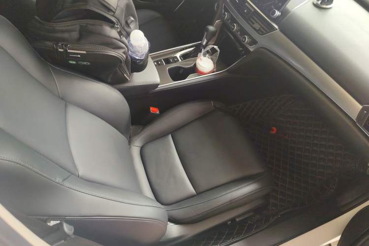 Used Honda Accord 2018 260TURBO Elite Edition China V Right Front Seat