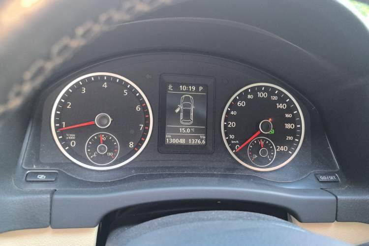 Used Volkswagen Tiguan 2012 1.8TSI Automatic Two-Wheel Drive Elite Edition Instrument Cluster