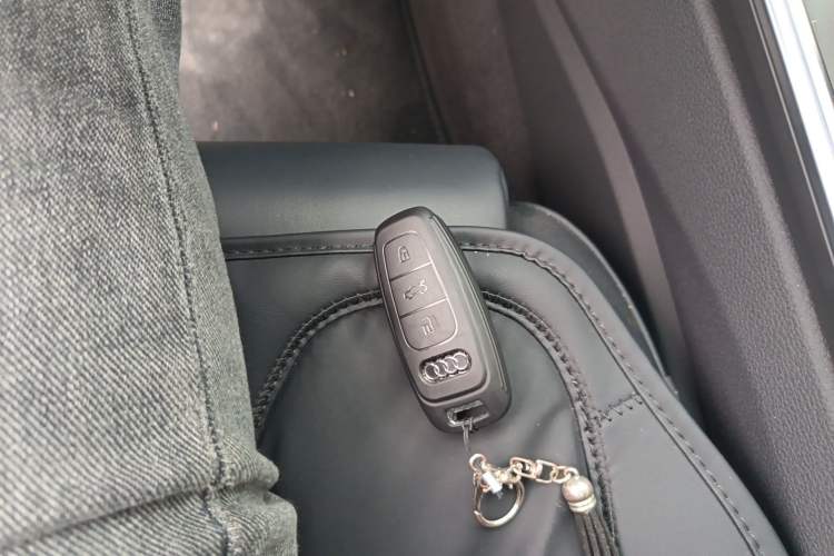 Used Audi A6L 2025 45 TFSI quattro Prestige Dynamic Edition Vehicle Key