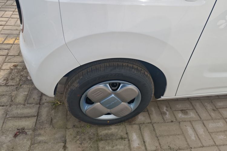 Used Geely Galaxy Panda 2024 Panda Mini 200km Endurance Bear
