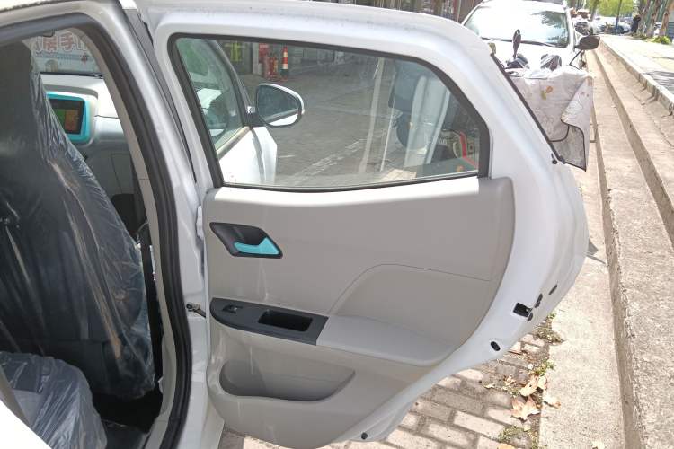 Used JMEV Xiao Qilin 2026 Model PLUS Comfort Version