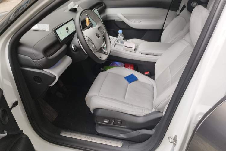 Used Nio ES6 2024 75 kWh
