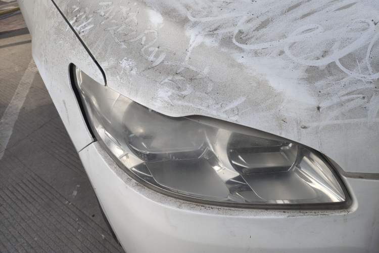 Used Peugeot 301 2014 1.6L Manual Comfort Edition Right Front Headlight