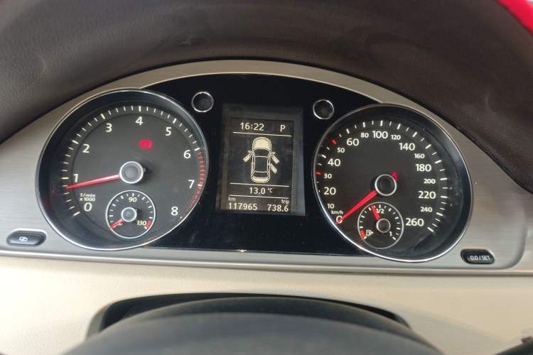 Used Volkswagen Magotan 2012 Revised 1.8TSI Luxury Version Instrument Cluster