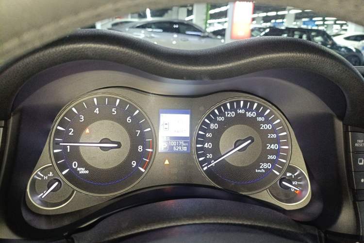 Used Infiniti Q70 2017 Q70L 2.5L Elite Edition Instrument Cluster