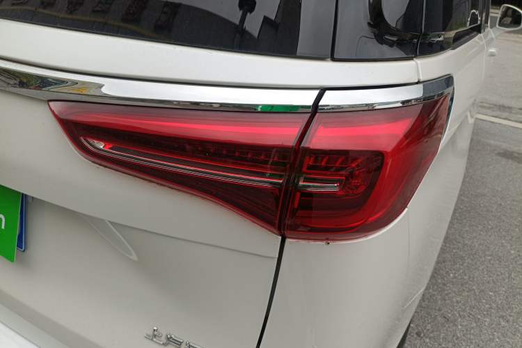 Used Buick GL8 2023 ES Lu Zun Comfort Model Exterior 3