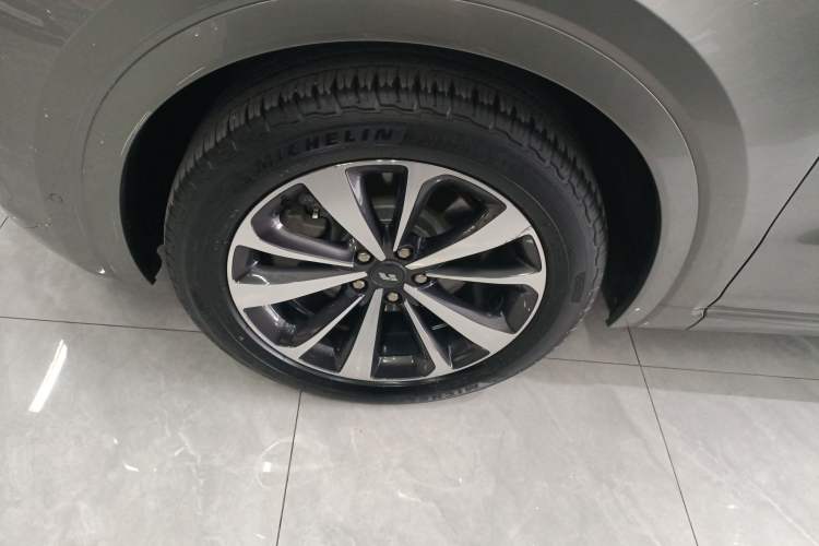 Used Li Auto ONE 2020 Extended-Range 6-Seater Version
