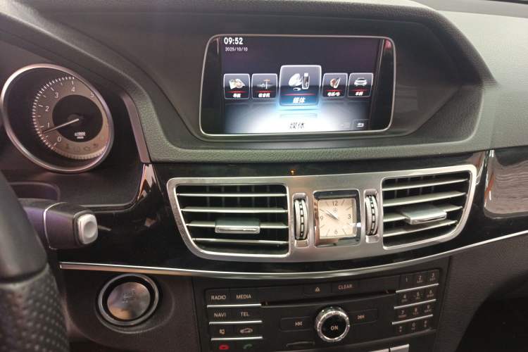 Used Mercedes-Benz E-Class 2015 Facelift E 200 L Sport Edition