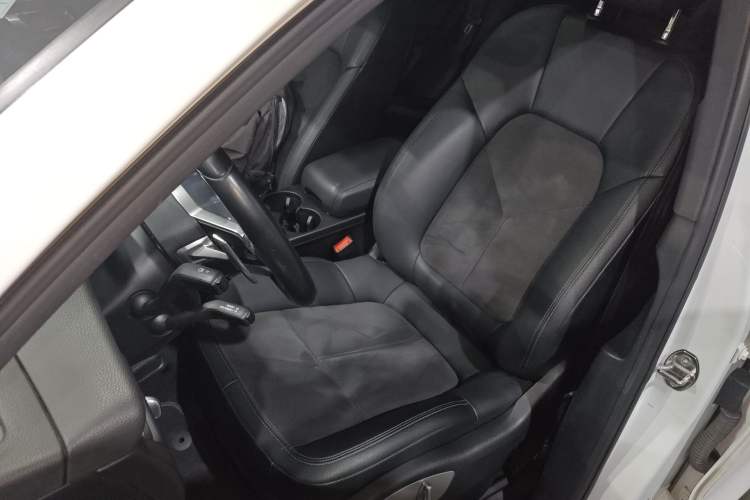 Used Porsche Macan 2018 Macan 2.0T