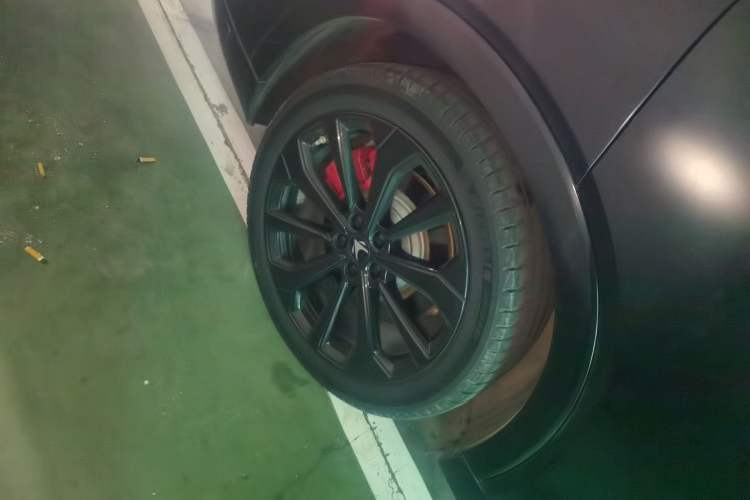 Used ARCFOX Alpha S 2022 HI Version Advanced Edition Right Rear Wheel Hub