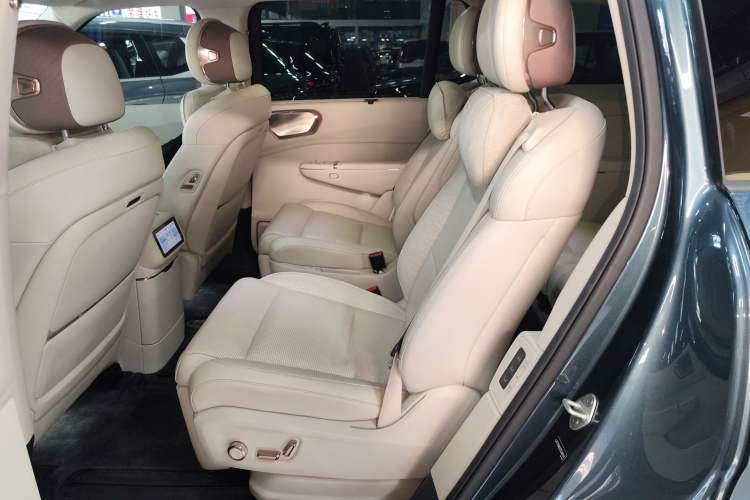 Used Lynk & Co 900 2025 2.0T Ultra