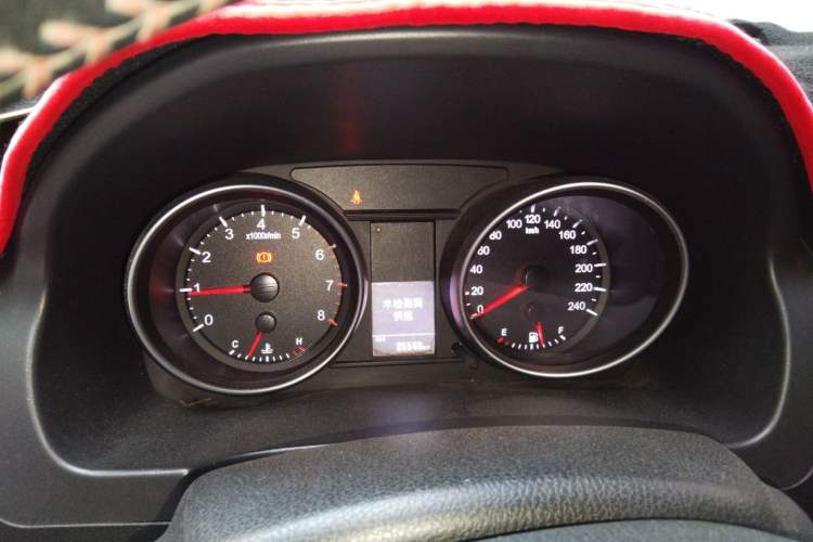 Used Haval H6 2013 Upgraded Model 1.5T Manual Two-Wheel Drive Urban Version
