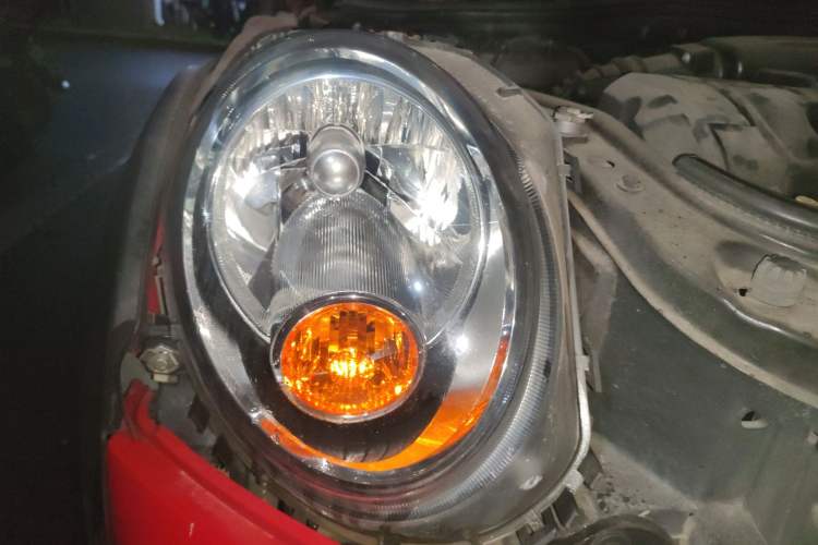 Used MINI 2011 1.6L ONE Right Front Headlight