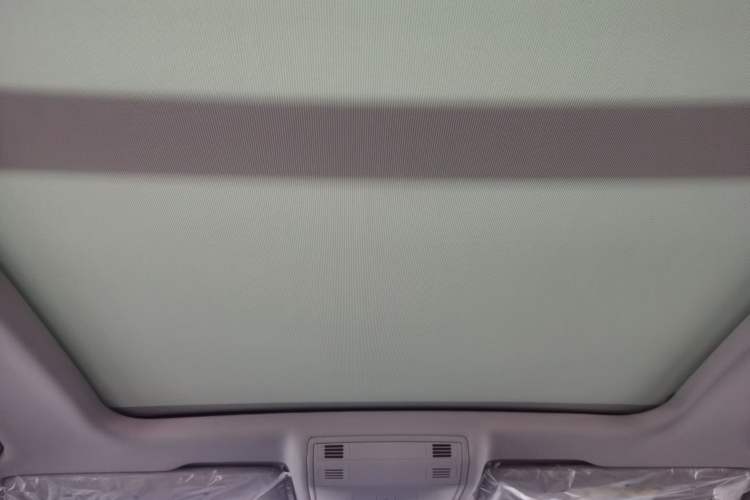 Used Volkswagen Tharu 2026 Model Xinrui 1.5L Ruiyi Edition Headliner