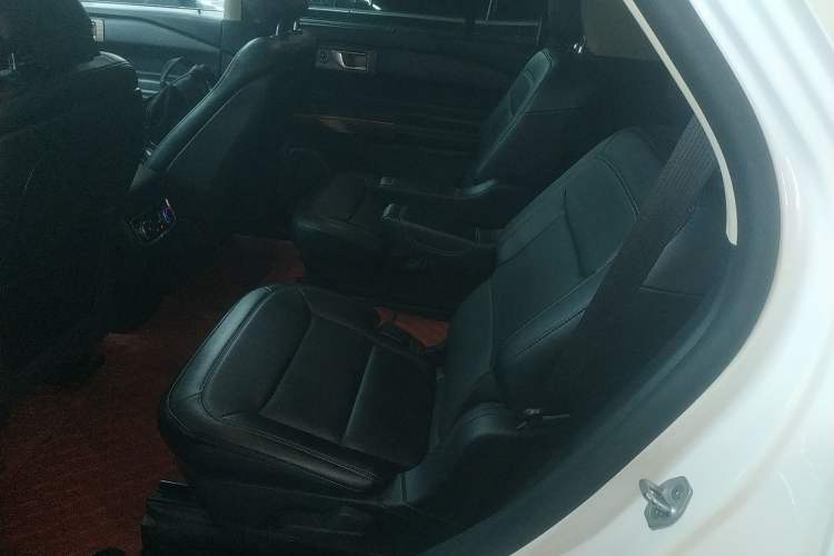 Used Ford Explorer 2020 EcoBoost 285 4x4 Titanium Edition 6 Seats