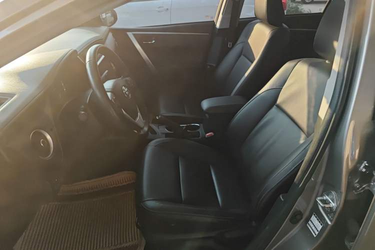 Used Toyota Corolla Hybrid E+ 2019 1.8L E-CVT Luxury Edition
