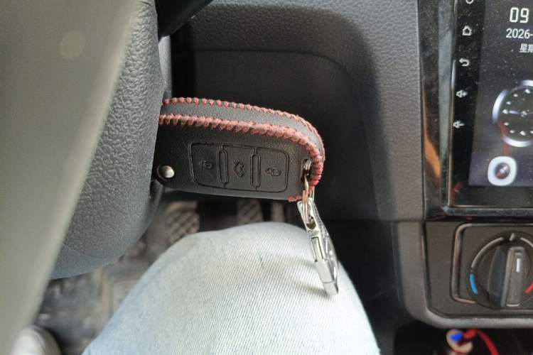 Used Volkswagen Santana 2021 1.5L Manual Fashion Edition Vehicle Key