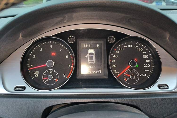 Used Volkswagen Magotan 2015 1.8TSI Advanced Model Instrument Cluster