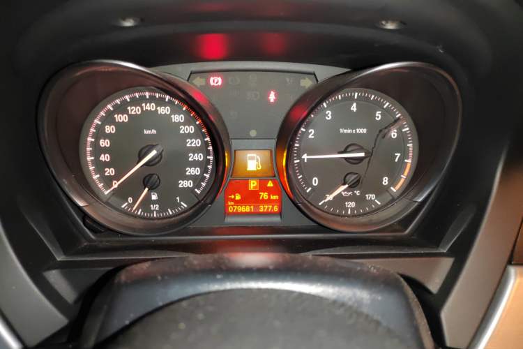 Used BMW Z4 2013 sDrive20i Leading Model