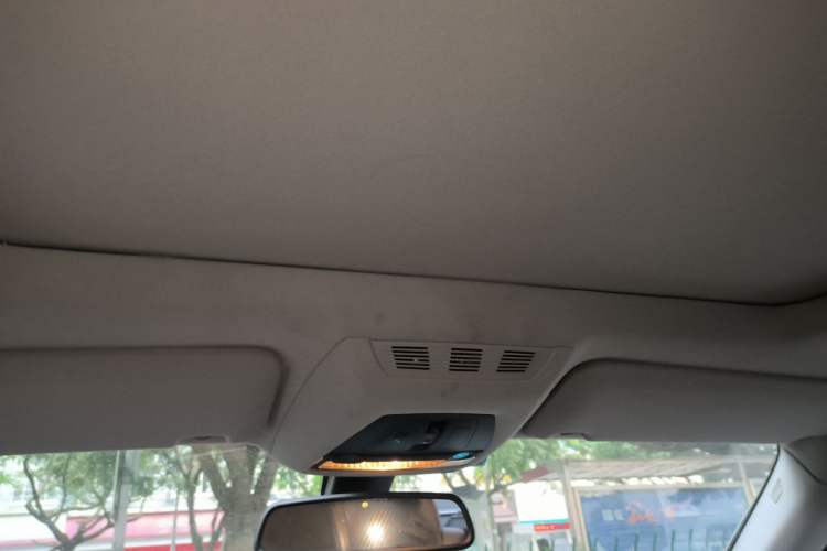 Used BMW 7 Series 2013 740Li Luxury Model Headliner