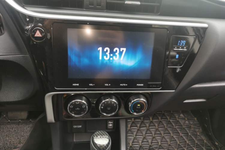 Used Toyota Levin 2017 Revised 185T CVT Elite Edition China V Standard Audio And AC Panel