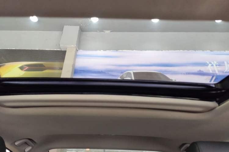 Used Honda Civic 2019 220TURBO CVT Dynamic Edition China VI Headliner