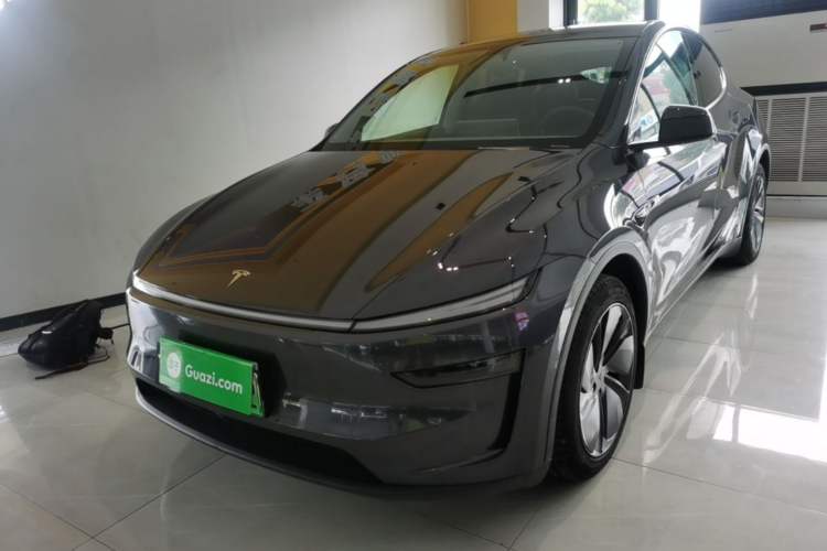 Used Tesla Model Y 2025 Rear-Wheel-Drive Version