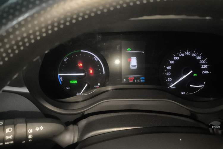 Used Toyota SIENNA 2023 2.5L Hybrid Deluxe Edition Instrument Cluster