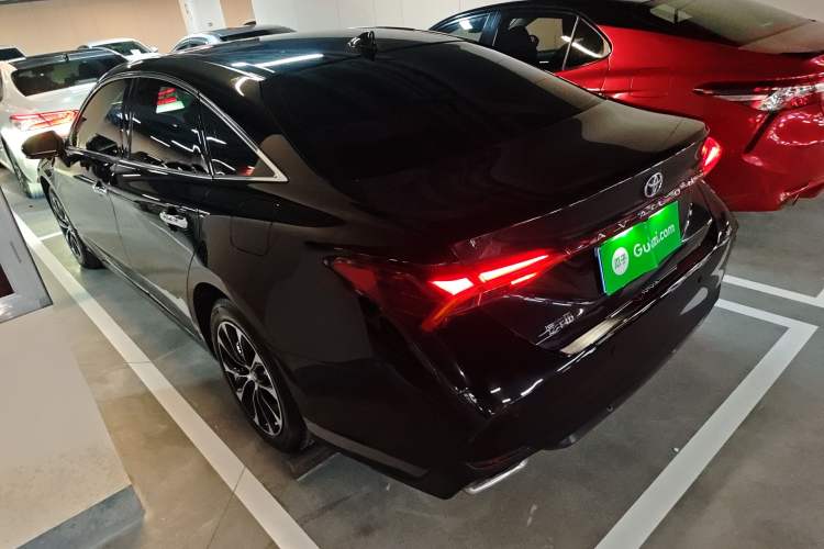 Used Toyota Avalon 2023 2.0L Luxury Edition Exterior 2