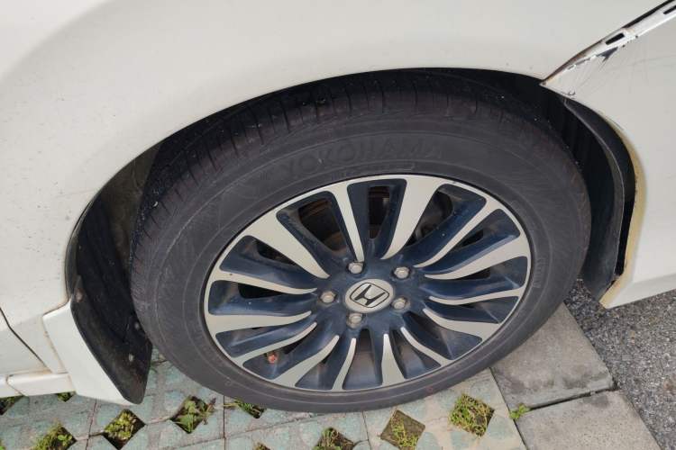 Used Honda Crider 2013 1.8L automatic comfort version
