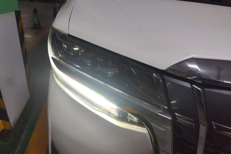 Used Toyota Vellfire 2019 Dual-Engine 2.5L HV Prestige Edition Right Front Headlight